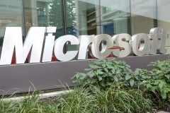 Doanh thu Micorsoft  quý I/2018 đạt 24.5 tỷ USD (tăng 12 % so với năm ngoái)