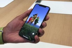 Bất chấp giá cao, iPhone X vẫn là mẫu iPhone được mong chờ nhất