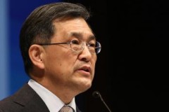 CEO của Samsung Electronics từ chức giữa những khủng hoảng chưa từng thấy