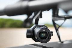 DJI Zenmuse X7: Camera cho máy bay điều khiển, cảm biến Super 35, quay phim 6K RAW, giá 2700 USD