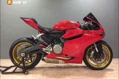 Ducati 899 Panigale vẻ đẹp hoang tưởng từ dàn chân xa xỉ