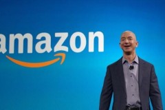 Giám đốc điều hành của Amazon trở thành người giàu nhất thế giới nhờ cổ phiếu tăng vọt