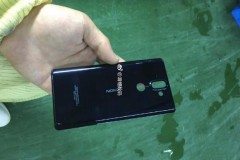 Lộ ảnh mặt lưng của Nokia 9: camera kép, thiết kế gần giống Nokia 7