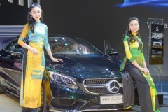 Những "bóng hồng" tại Vietnam International Motor Show 2017