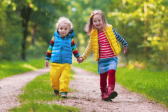 Photoshop Elements 2018 có thể tự phục hồi ảnh nhắm mắt, tự tách nền bằng AI