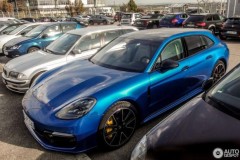 Porsche Panamera Turbo Sport Turismo 2018 tuyệt đẹp ngoài đời thực