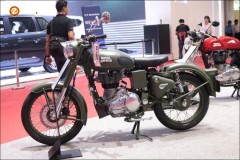 ROYAL ENFIELD CLASSIC ra mắt tại VIMS 2017, gợi nhớ lại thời kỳ chiến tranh
