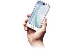 Sharp Aquos R Compact: Điện thoại màn hình “tai thỏ”, tần số quét 120Hz giống iPad Pro 10.5