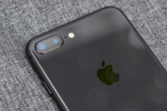 Thống kê từ nhà mạng: khách hàng Mỹ mua iPhone 7 nhiều hơn iPhone 8