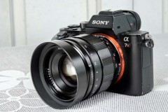 Trên tay ống kính Voigtlander NOKTON 40mm f/1.2, ngàm E Sony Fullframe