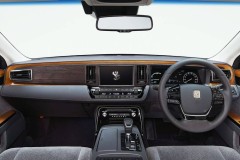 Toyota Century 2018 vẫn giữ phong cách cổ điển và tăng tính sang trọng
