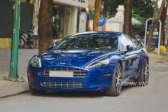Aston Martin Rapide xanh ngọc bất ngờ tái xuất tại Hà Nội