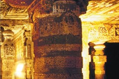 Bí ẩn của những chiếc đèn cổ không bao giờ tắt