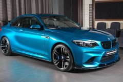 BMW M2 Long Beach Blue đẹp rạng ngời tại đại lý BMW Abu Dhabi