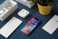 Hình ảnh cận cảnh của chiếc iPhone X