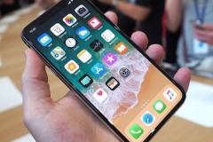 Dính nhiều lỗi, giá iPhone X “đảo chiều” chóng mặt