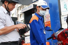 Giá xăng tăng từ 15h chiều nay