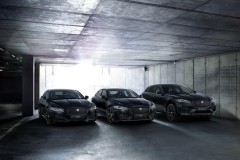 Hưởng ứng Black Friday, Jaguar công bố 5 mẫu xe Black Edition đặc biệt ở Anh