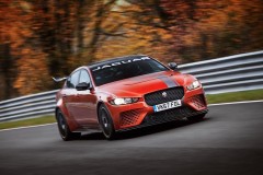 Jaguar XE SV Project 8 - Sedan nhanh nhất tại Nurburgring