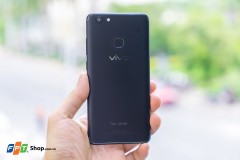 Với smartphone trung cấp, bạn thích lựa chọn thiết kế làm từ chất liệu gì?