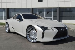 Lexus LC500 khoe nét độc đáo trong thiết kế giống chiếc xe đến từ tương lai