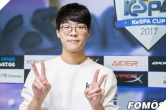 LMHT: Cảm nghĩ của Smeb khi gặp lại 3 người đồng đội cũ tại Longzhu
