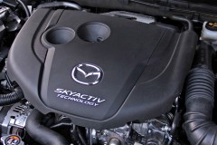 Mazda vẫn trung thành với động cơ dầu diesel SkyActiv-D Turbo