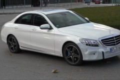 Mercedes-Benz  C-Class W205 xuất hiện với những chi tiết được nâng cấp nhẹ