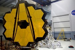 NASA ra mắt kính viễn vọng không gian có thể giúp con người quay ngược về quá khứ 13,5 tỷ năm