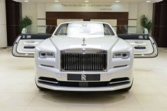 Ngắm nhìn Rolls-Royce Dawn Inspired by Fashion trắng tinh khôi tại Abu Dhabi