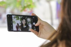 Chụp selfie theo đúng tiêu chí "Đông - Đủ - Đẹp" với  Zumbo S2 Dual