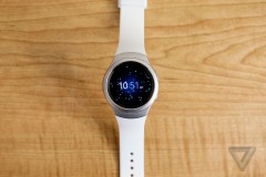 Samsung phát hành một bản firmware mới cho Gear S2