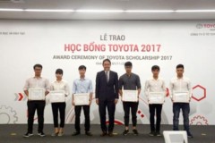 Toyota trao tặng 115 suất học bổng cho 115 sinh viên xuất sắc