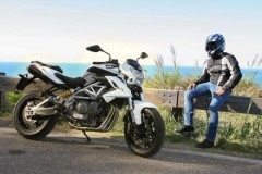 Benelli BN600 Hóa thân ngoạn mục thành Cá mập BMW S1000RR