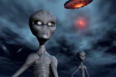 Coi thường các cảnh báo, Trái đất vẫn gửi thông điệp đến người ngoài hành tinh