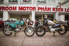 Honda CG125 độ Cafe Racer khoe dáng bên Yamaha YB125 độ Tracke