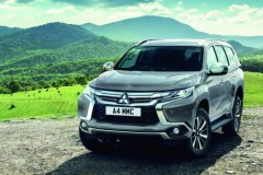 Mitsubishi Pajero Sport mới chuẩn bị đến tay người tiêu dùng Anh