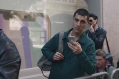 Quảng cáo của Samsung chỉ ra những khuyết điểm trên các đời iPhone