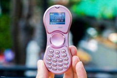 Đánh giá Masstel Spinner: điện thoại kiêm Spinner, kiêm tai nghe Bluetooth, giá 500k