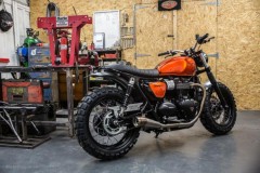 Triumph Street Twin độ Scrambler bởi xưởng độ Down & Out Cafe Racers
