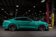 Cùng ngắm Roush Mustang 729 màu xanh Sherwin-Williams Grabber Green