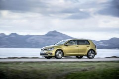 Volkswagen trình làng Golf 48V Mild Hybrid hoàn toàn mới