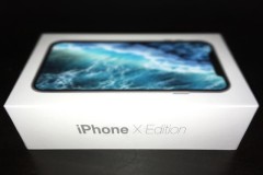 Để xài công nghệ sạc nhanh cho iPhone X, người dùng phải bỏ thêm bao nhiêu tiền?