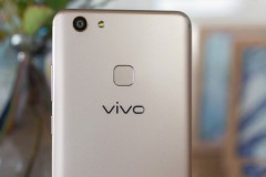 Bạn sẽ có bức ảnh tự sướng tuyệt đẹp với Vivo V7+
