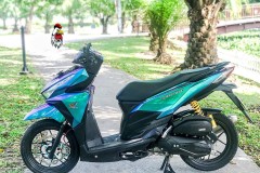 Vario 150 độ dàn lông chuyển màu từng góc nhìn cực lạ