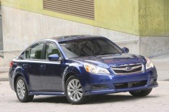 24 xe Subaru Legacy và Outback bị triệu hồi về xưởng vì lỗi túi khí