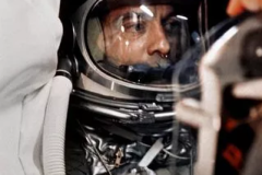 Các phi hành gia ‘đi nặng’ ngoài vũ trụ như thế nào, câu trả lời sẽ khiến bạn mắt tròn mắt dẹt