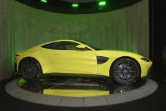 Chỉ với 3,4 tỷ VNĐ, bạn đã có thể sở hữu một chiếc Aston Martin Vantage 2018