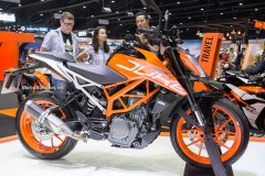 KTM 390 Duke 2018 có giá 141 triệu đồng tại Thái Lan