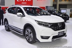 Honda CR-V gây chú khi trang bị thêm gói phụ kiện thể thao Modulo